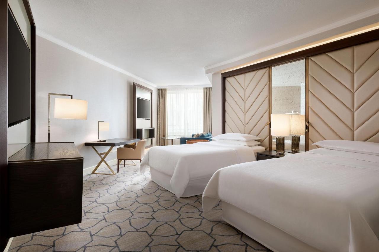 Sheraton Grand Hotel