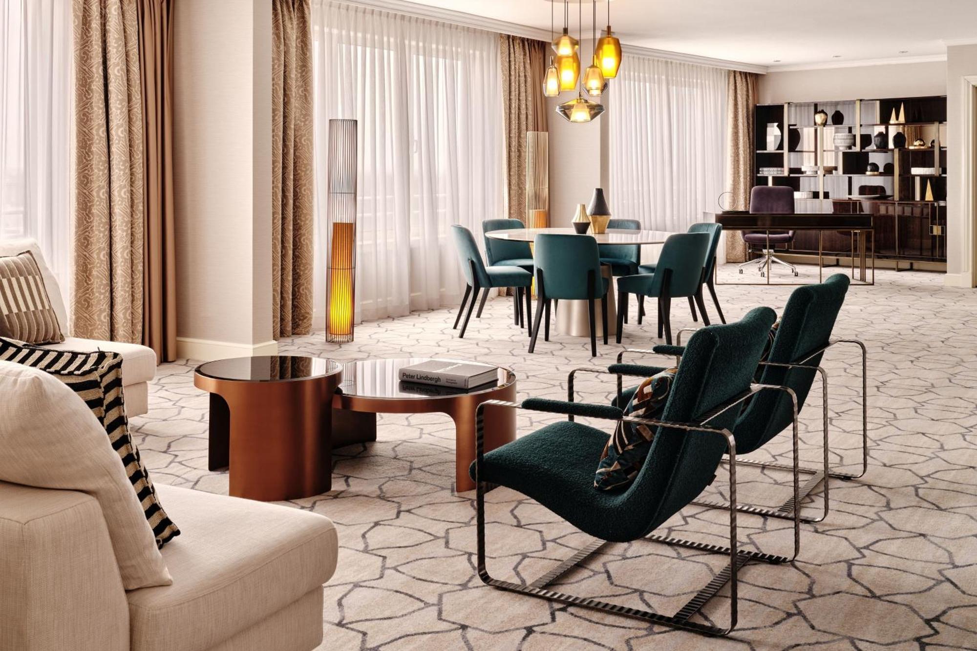 Sheraton Grand Hotel